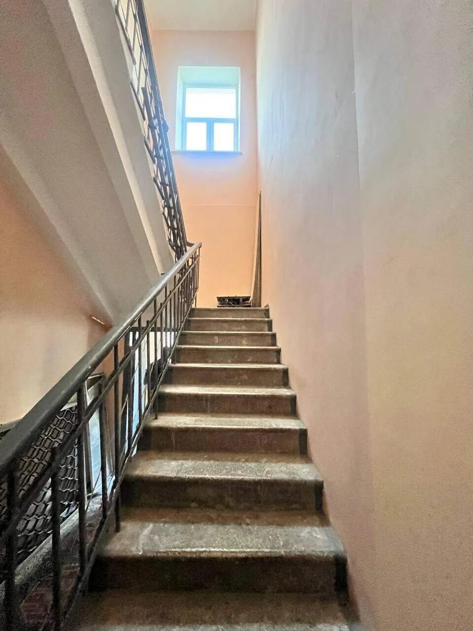 Фото №11: 3-комнатная квартира 60&nbsp;м², 2/2&nbsp;эт. - Мариуполь, р. Жовтневый, ул. Апатова, 67