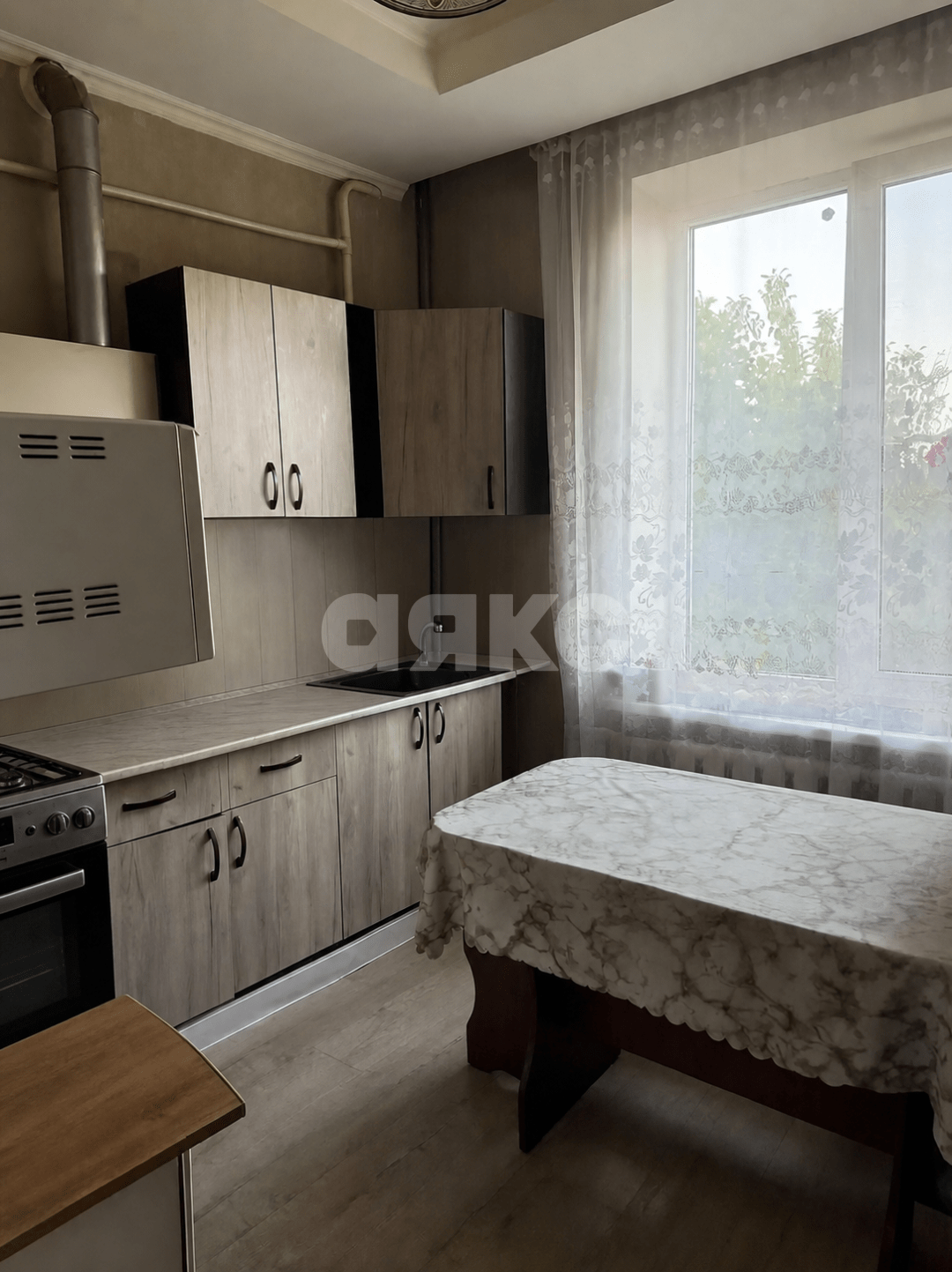 Фото №2: 4-комнатная квартира 76&nbsp;м², 2/4&nbsp;эт. - Армавир, мкр. Оптика, ул. Комсомольская, 111