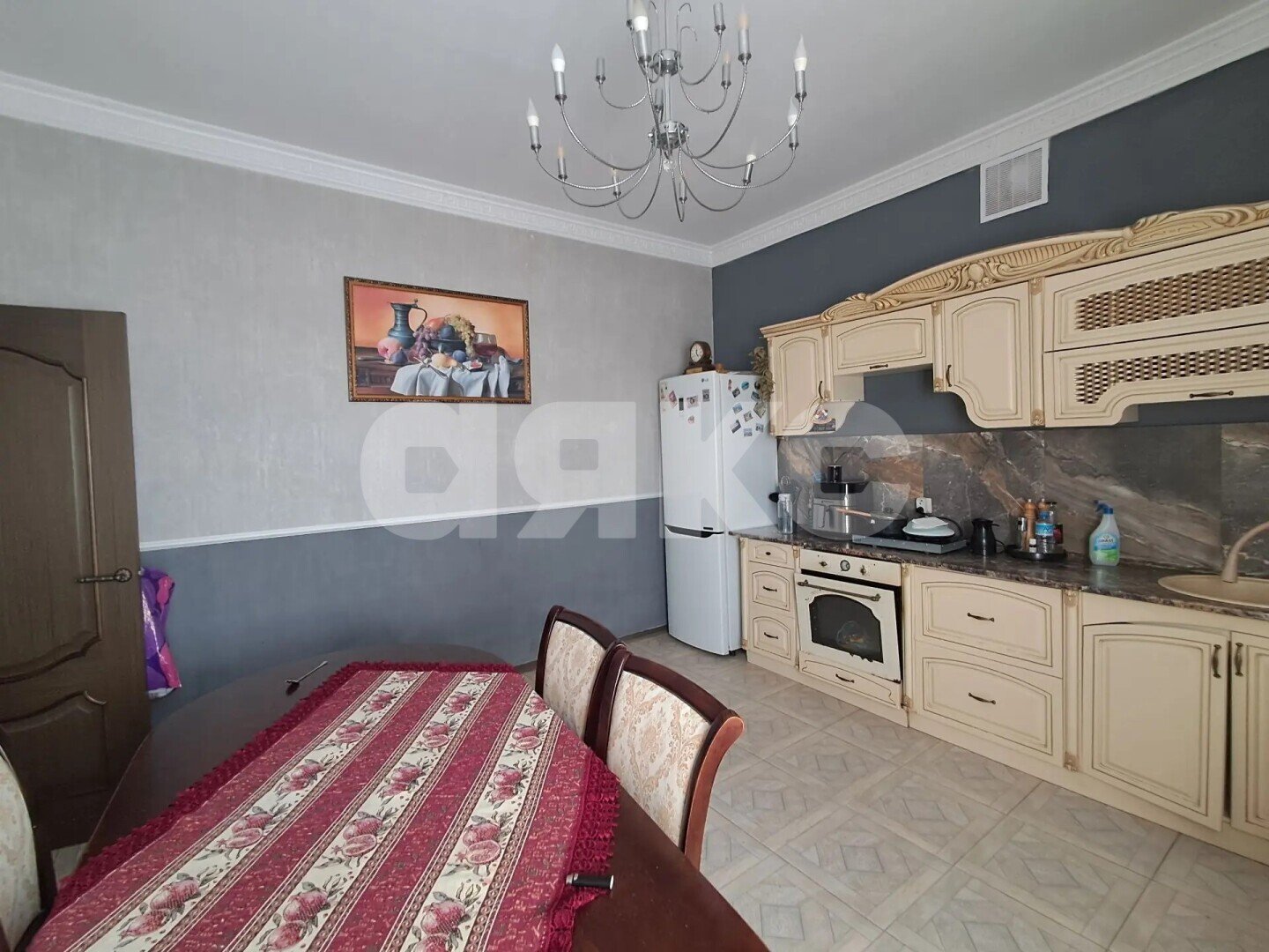 Фото №4: Дом 270&nbsp;м² + 10&nbsp;сот., 2&nbsp;эт. - Кропоткин, мкр. Совхоз Виктория, ул. Дачная
