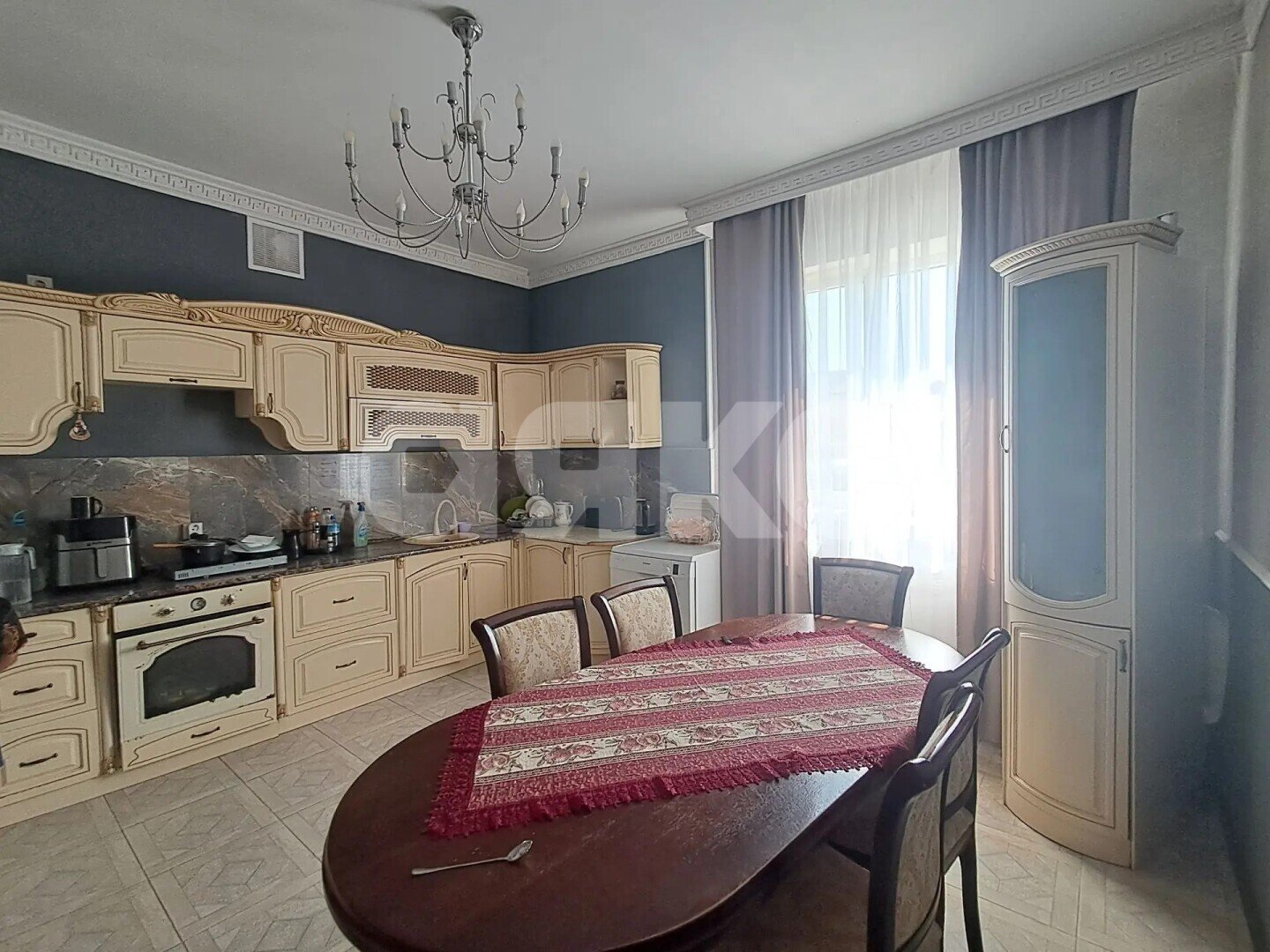 Фото №2: Дом 270&nbsp;м² + 10&nbsp;сот., 2&nbsp;эт. - Кропоткин, мкр. Совхоз Виктория, ул. Дачная