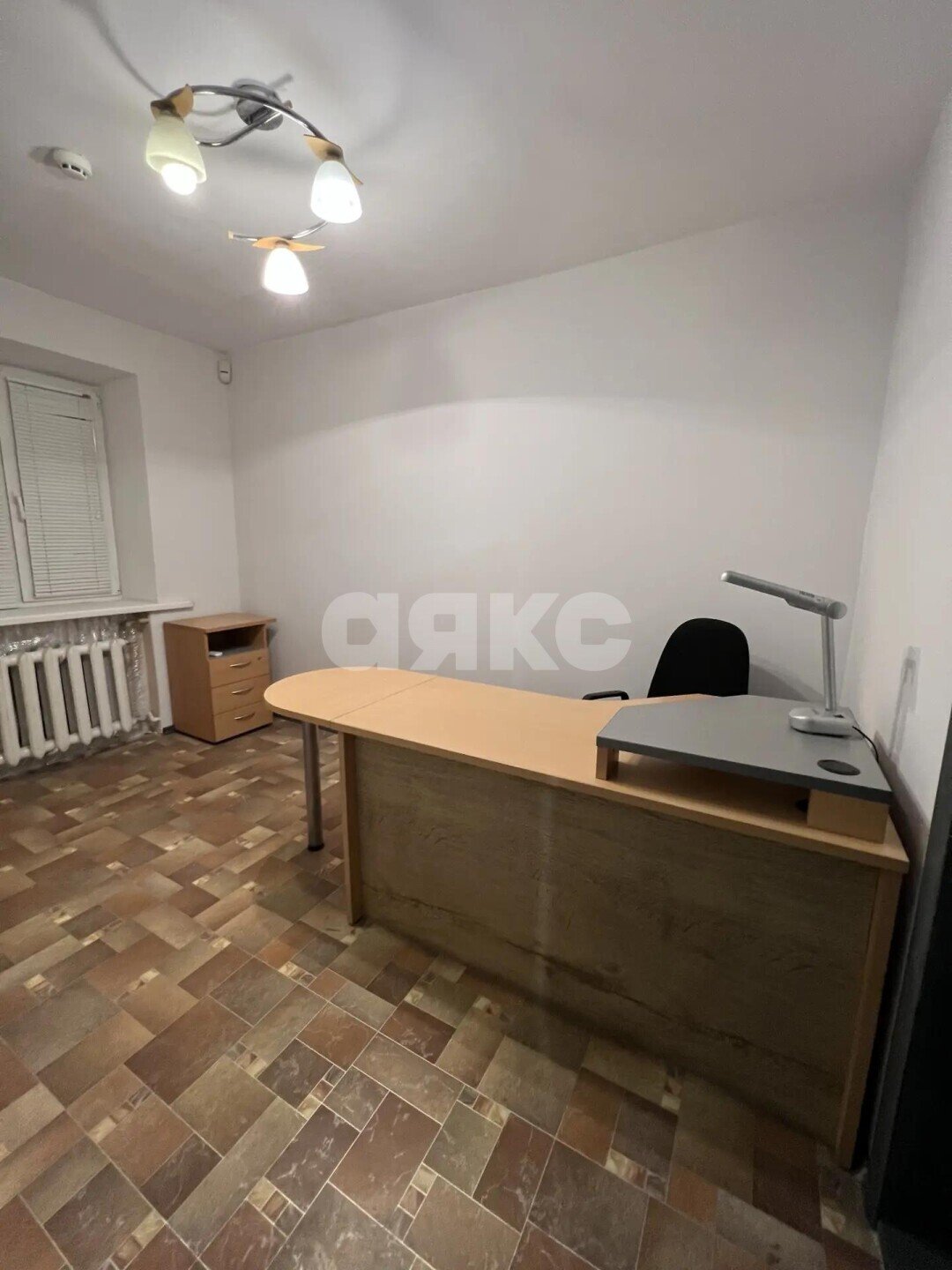 Фото №6: Коммерция 70&nbsp;м², 1/5&nbsp;эт. - Луганск, р. Ленинский, ул. 50-летия образования СССР, 57