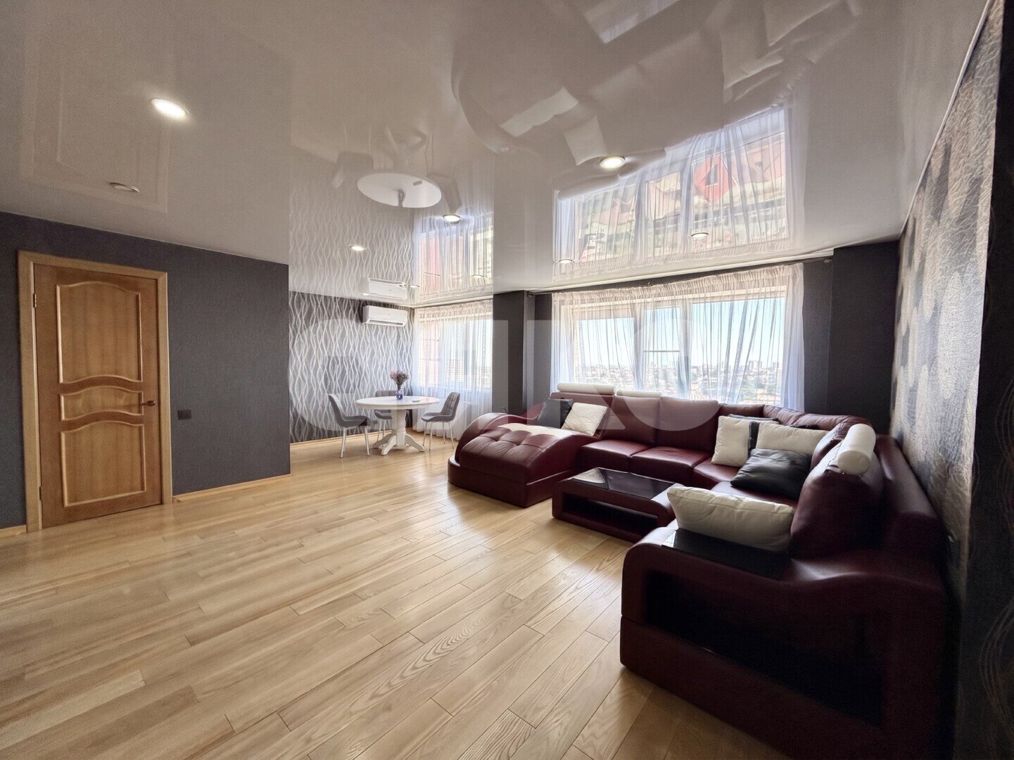 Фото №4: 3-комнатная квартира 115&nbsp;м², 11/11&nbsp;эт. - Батайск, мкр. жилой комплекс Южный Берег, ул. Половинко, 280