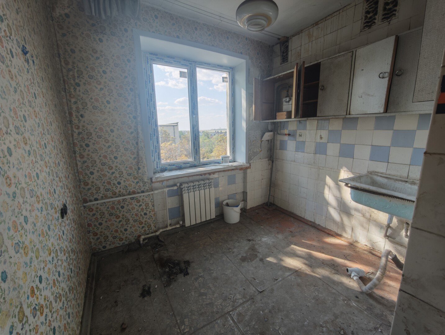 Фото №8: 3-комнатная квартира 60&nbsp;м², 5/5&nbsp;эт. - Мариуполь, Приморский, Черёмушки, мкр. 7-й, ул. Новороссийская, 8