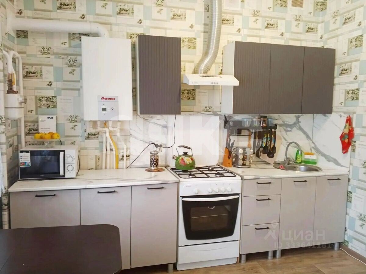 Фото №3: 1-комнатная квартира 45&nbsp;м², 2/5&nbsp;эт. - Геленджик, мкр. Магилат, ул. Васнецова, 10