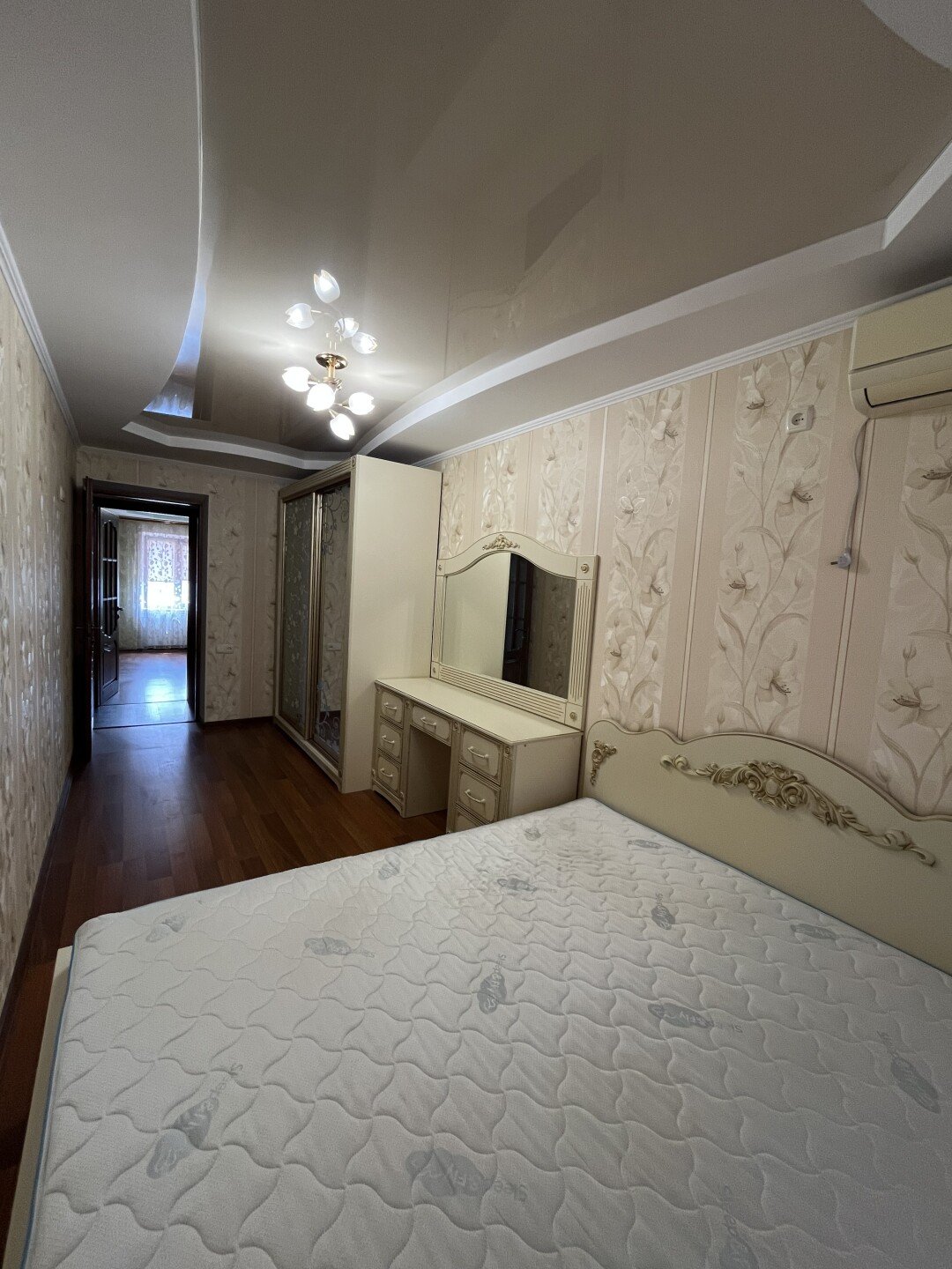 Фото №10: 3-комнатная квартира 55&nbsp;м², 5/5&nbsp;эт. - Мариуполь, р. Ильичёвский, пр-кт Металлургов, 225
