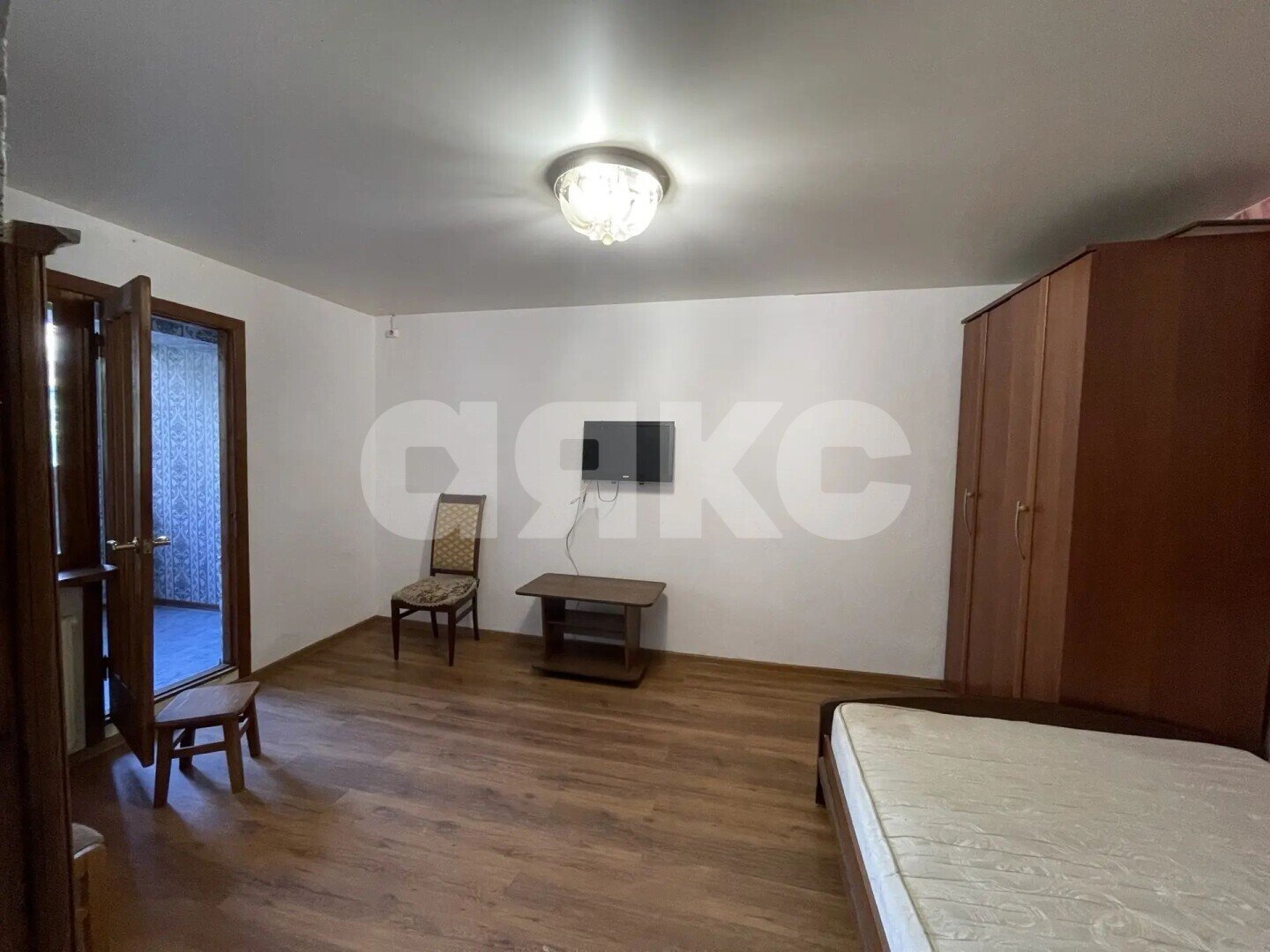 Фото №3: 1-комнатная квартира 28&nbsp;м², 4/5&nbsp;эт. - Туапсе, ул. Клары Цеткин, 1