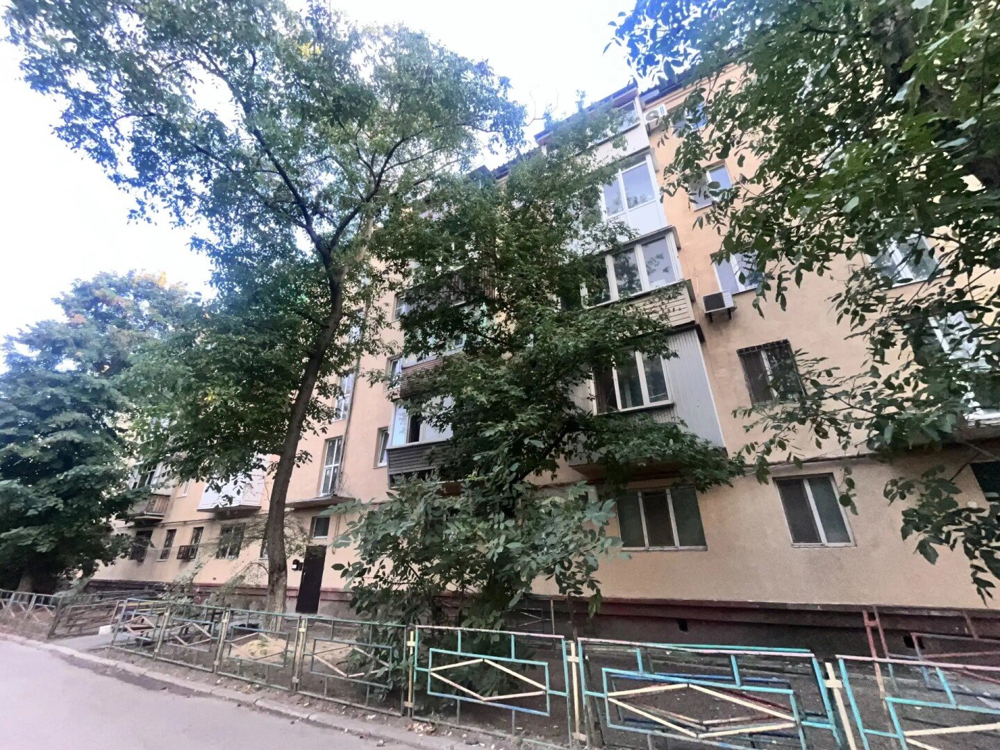 Фото №8: 1-комнатная квартира 30&nbsp;м², 4/5&nbsp;эт. - Мариуполь, р. Ильичёвский, пр-кт Металлургов, 217