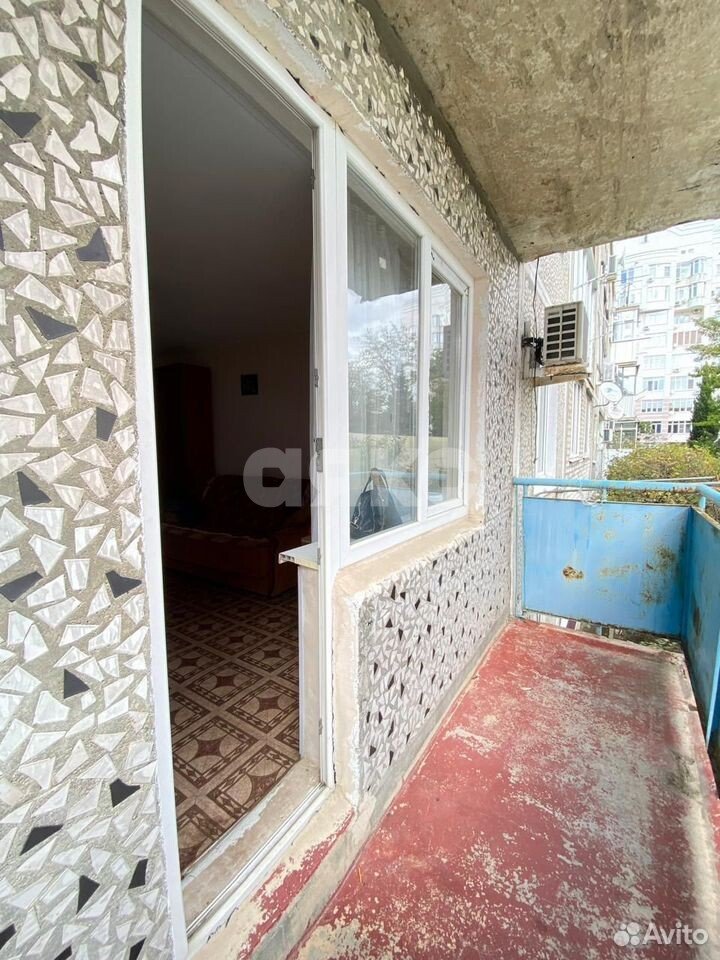 Фото №3: 1-комнатная квартира 34&nbsp;м², 2/4&nbsp;эт. - Геленджик, ул. Нахимова, 6