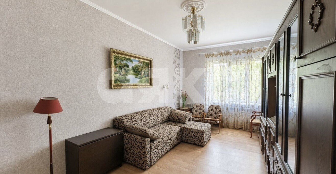 Фото №1: 2-комнатная квартира 52&nbsp;м², 1/3&nbsp;эт. - Горячий Ключ, мкр. Администрация, ул. Ленина, 207Б