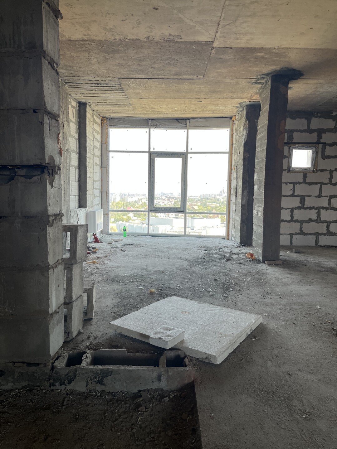 Фото №2: 4-комнатная квартира 191&nbsp;м², 10/10&nbsp;эт. - Мариуполь, р. Жовтневый, пр-кт Строителей, 108