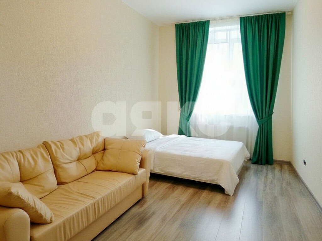 Фото №1: 1-комнатная квартира 35&nbsp;м², 1/4&nbsp;эт. - Батайск, мкр. жилой комплекс Прибрежный, ул. Котова, 4к1