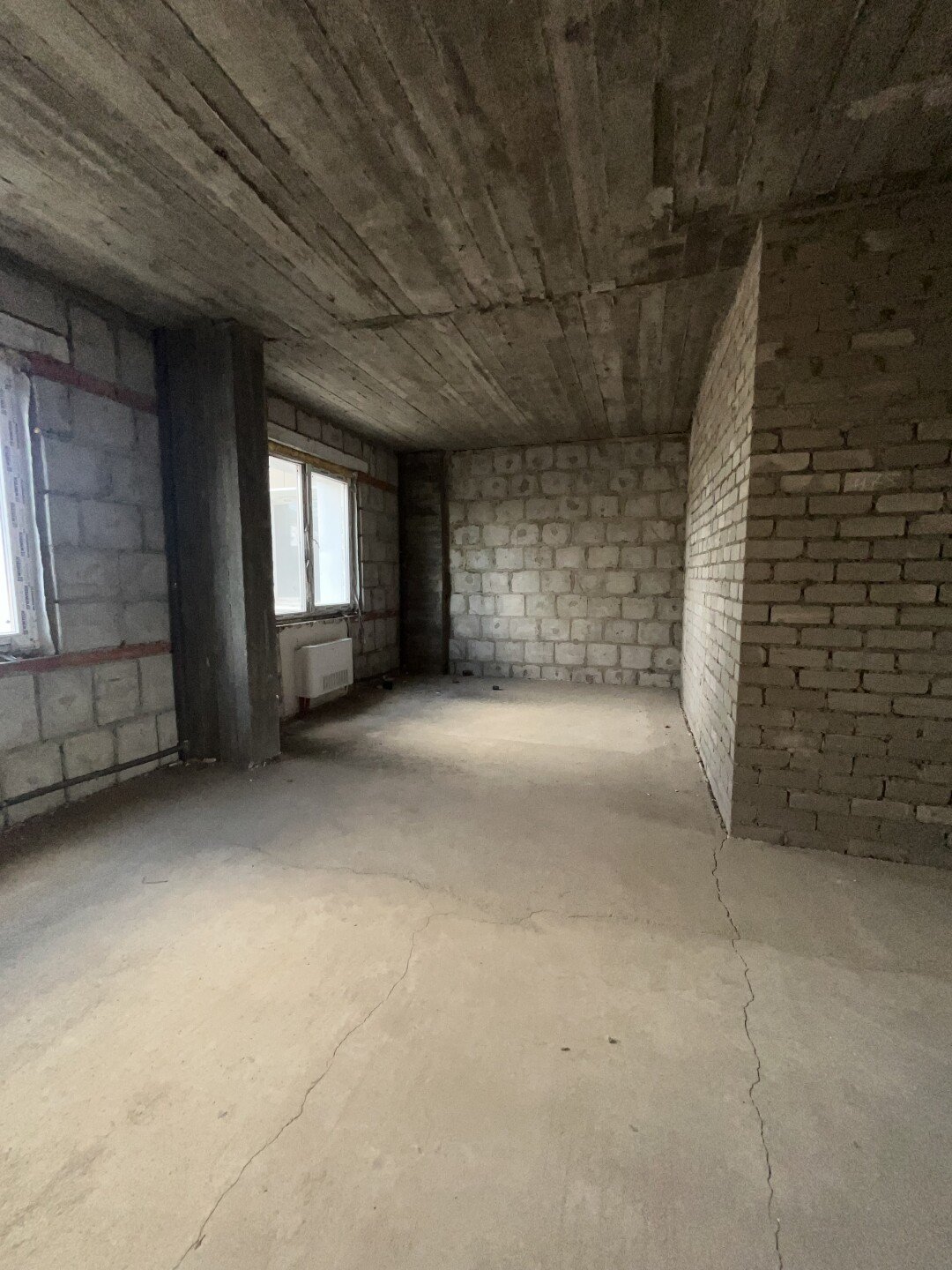 Фото №3: 4-комнатная квартира 208&nbsp;м², 3/10&nbsp;эт. - Мариуполь, р. Жовтневый, пр-кт Строителей, 108