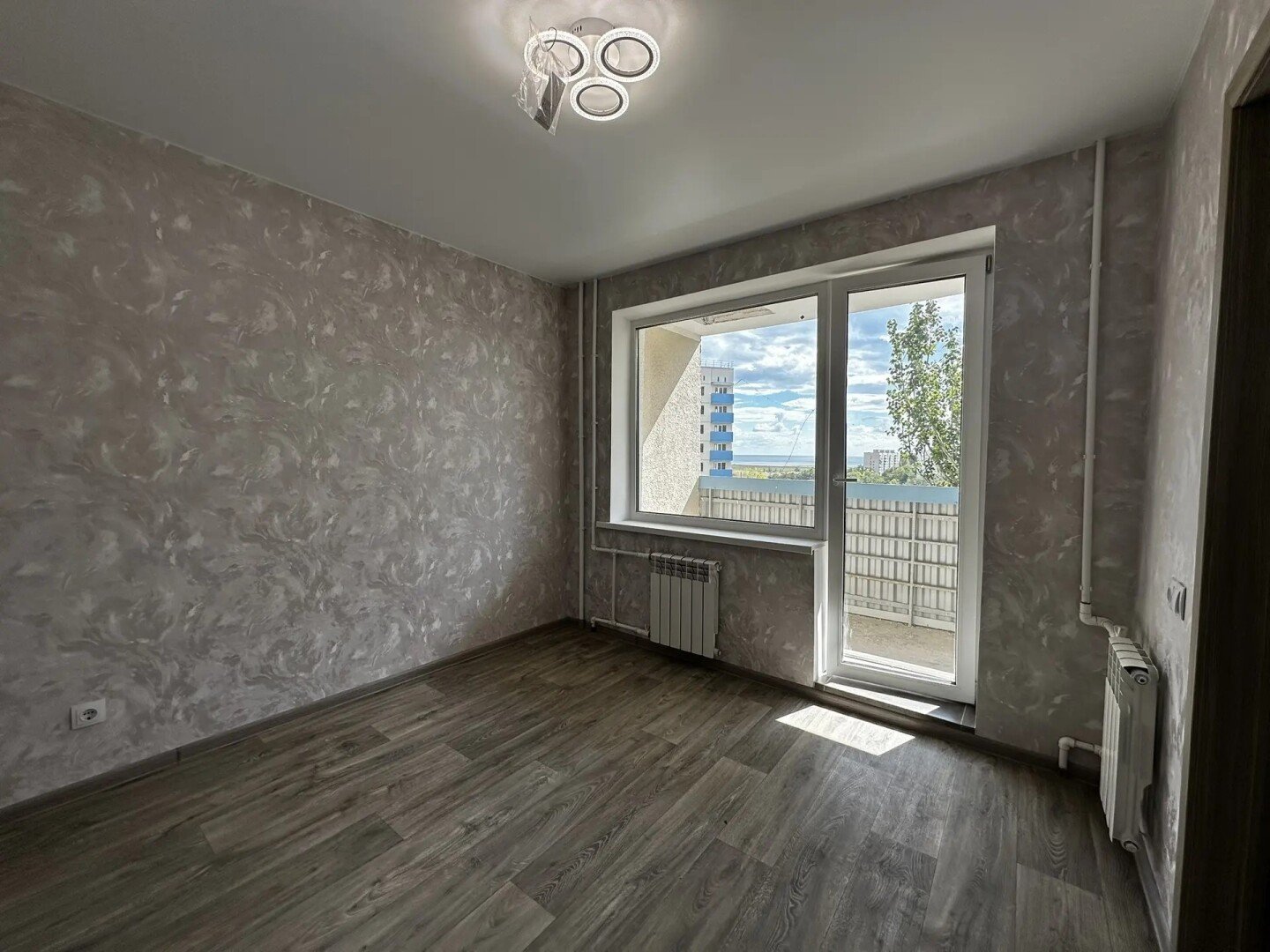 Фото №4: 3-комнатная квартира 57&nbsp;м², 5/9&nbsp;эт. - Мариуполь, Левобережный, мкр. Азовский, пр-кт Победы, 112