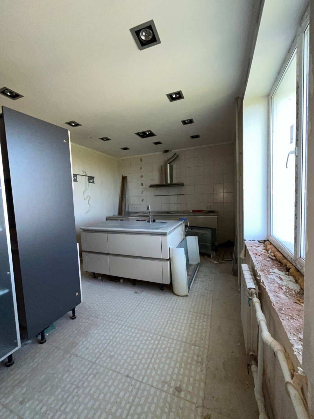 Фото №2: 3-комнатная квартира 153&nbsp;м², 4/9&nbsp;эт. - Мариуполь, р. Жовтневый, ул. Апатова, 129