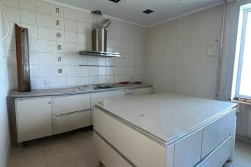 Фото №1: 3-комнатная квартира 153 м², 4/9 эт. - Мариуполь, р. Жовтневый, ул. Апатова, 129