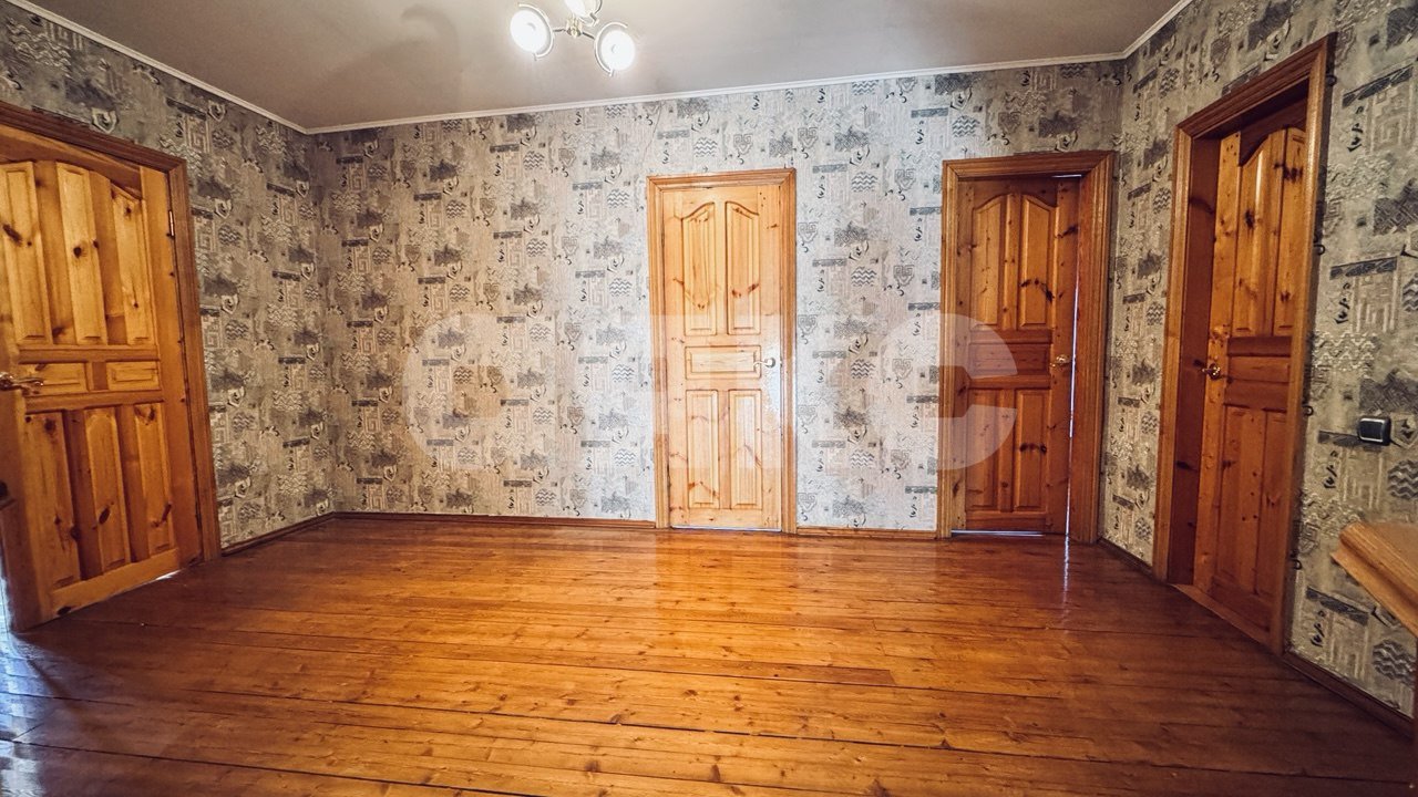 Фото №27: Дом 303&nbsp;м² + 10&nbsp;сот., 2&nbsp;эт. - Кореновск, ул. Ростовская, 27