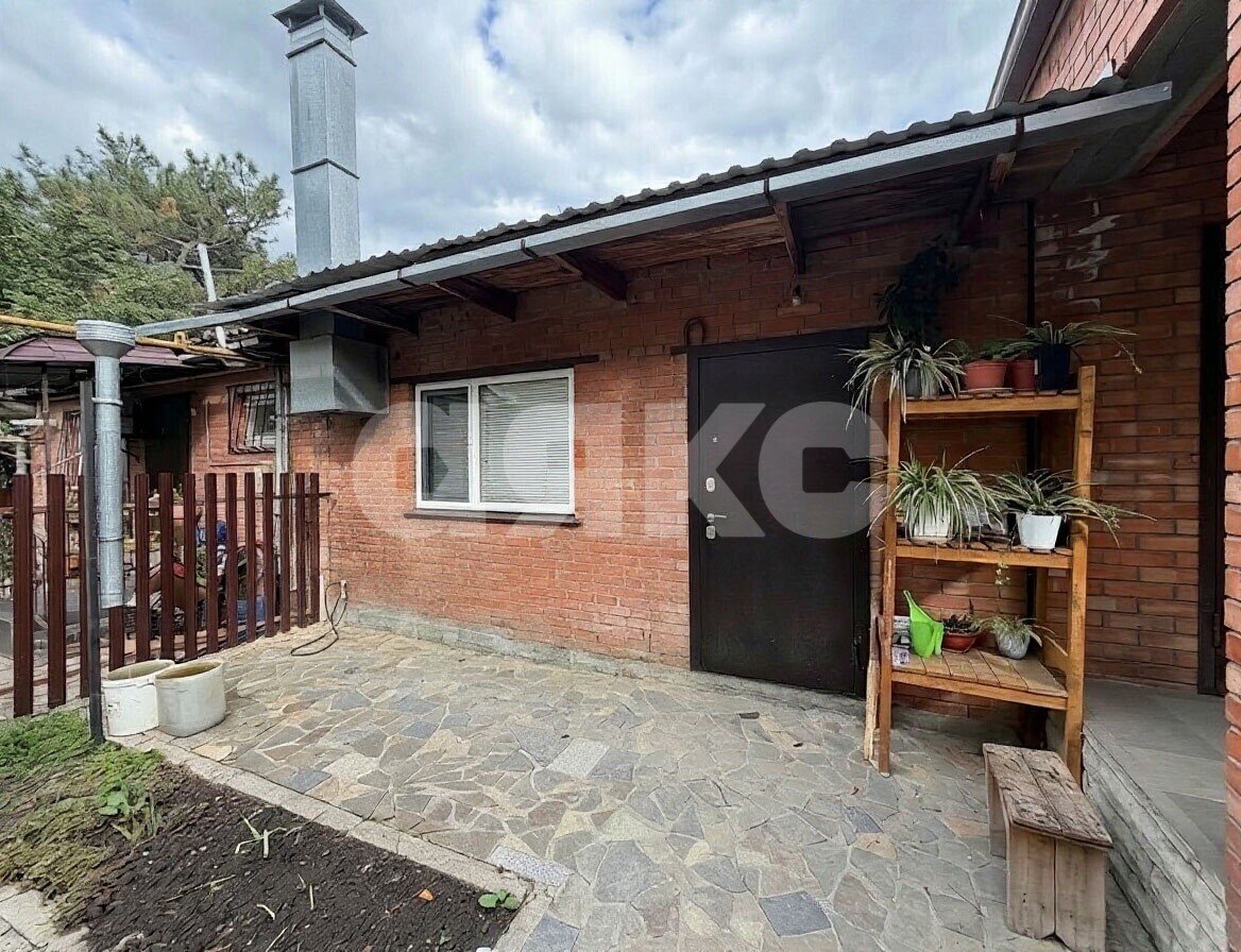 Фото №1: 3-комнатная квартира 65&nbsp;м², 1/1&nbsp;эт. - Батайск, ул. Ключевая, 2/1
