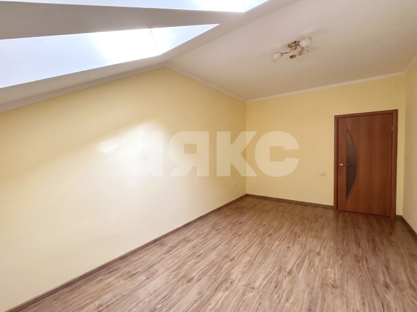 Фото №3: 2-комнатная квартира 60&nbsp;м², 4/4&nbsp;эт. - Батайск, мкр. жилой комплекс Новая Пальмира, ул. Ушинского, 53
