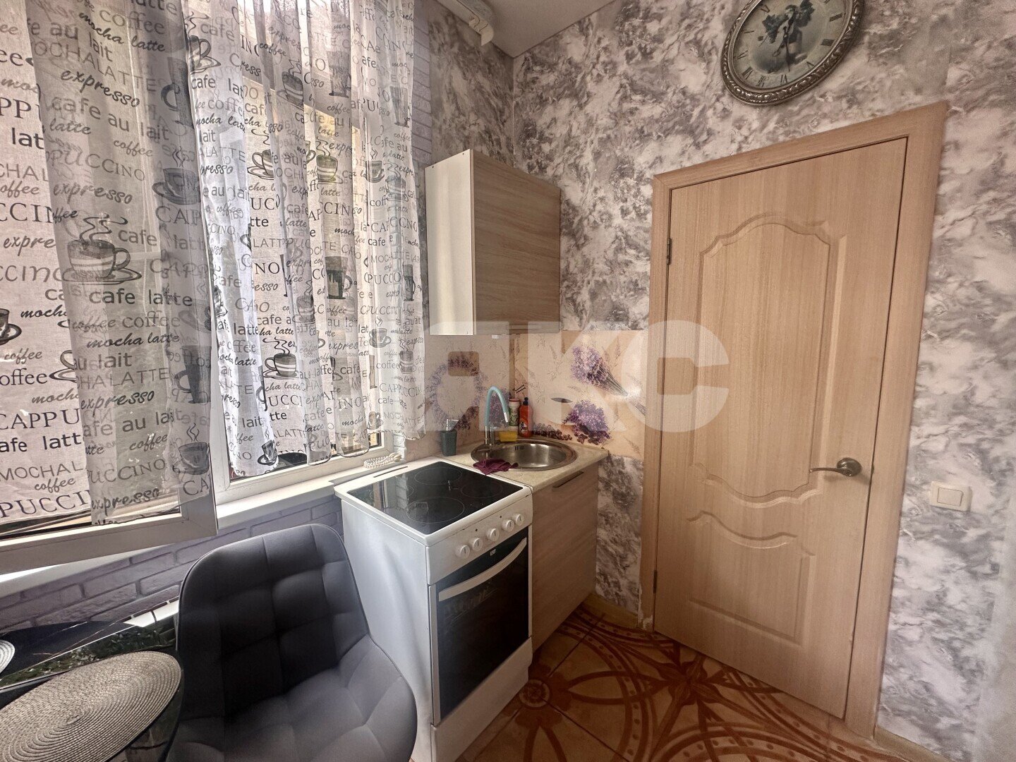 Фото №6: Студия 24&nbsp;м², 1/3&nbsp;эт. - Сочи, Хостинский, мкр. Соболевка, ул. Молодогвардейская, 2/7