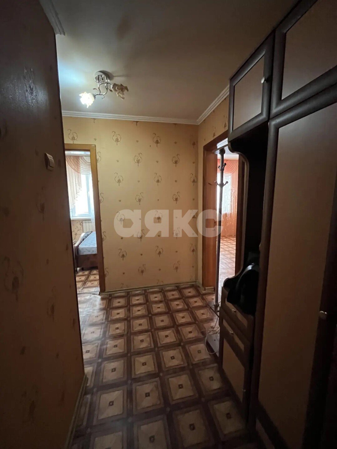 Фото №2: 3-комнатная квартира 57&nbsp;м², 2/2&nbsp;эт. - Кропоткин, мкр. Совхоз Заря, ул. Центральная, 1