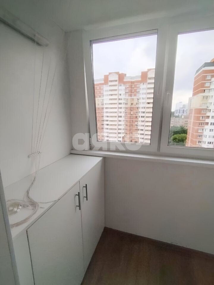 Фото №8: 1-комнатная квартира 50&nbsp;м², 13/17&nbsp;эт. - Москва, ул. Грина, 12к1