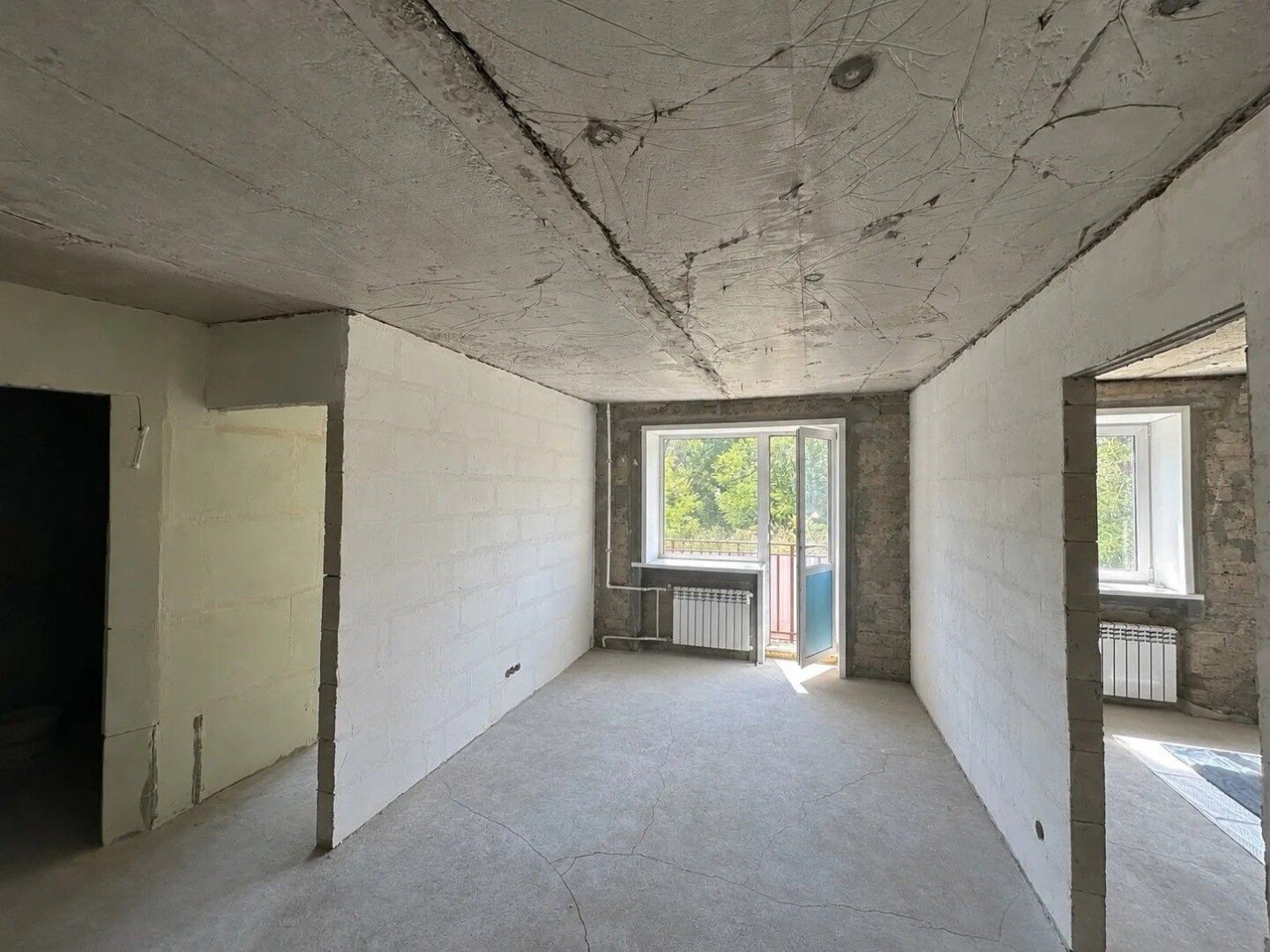 Фото №3: 2-комнатная квартира 41&nbsp;м², 2/5&nbsp;эт. - Мариуполь, р. Жовтневый, пр-кт Нахимова, 188