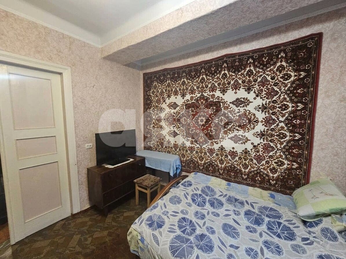 Фото №4: 2-комнатная квартира 52&nbsp;м², 2/3&nbsp;эт. - Луганск, р. Ленинский, ул. Карла Маркса, 9