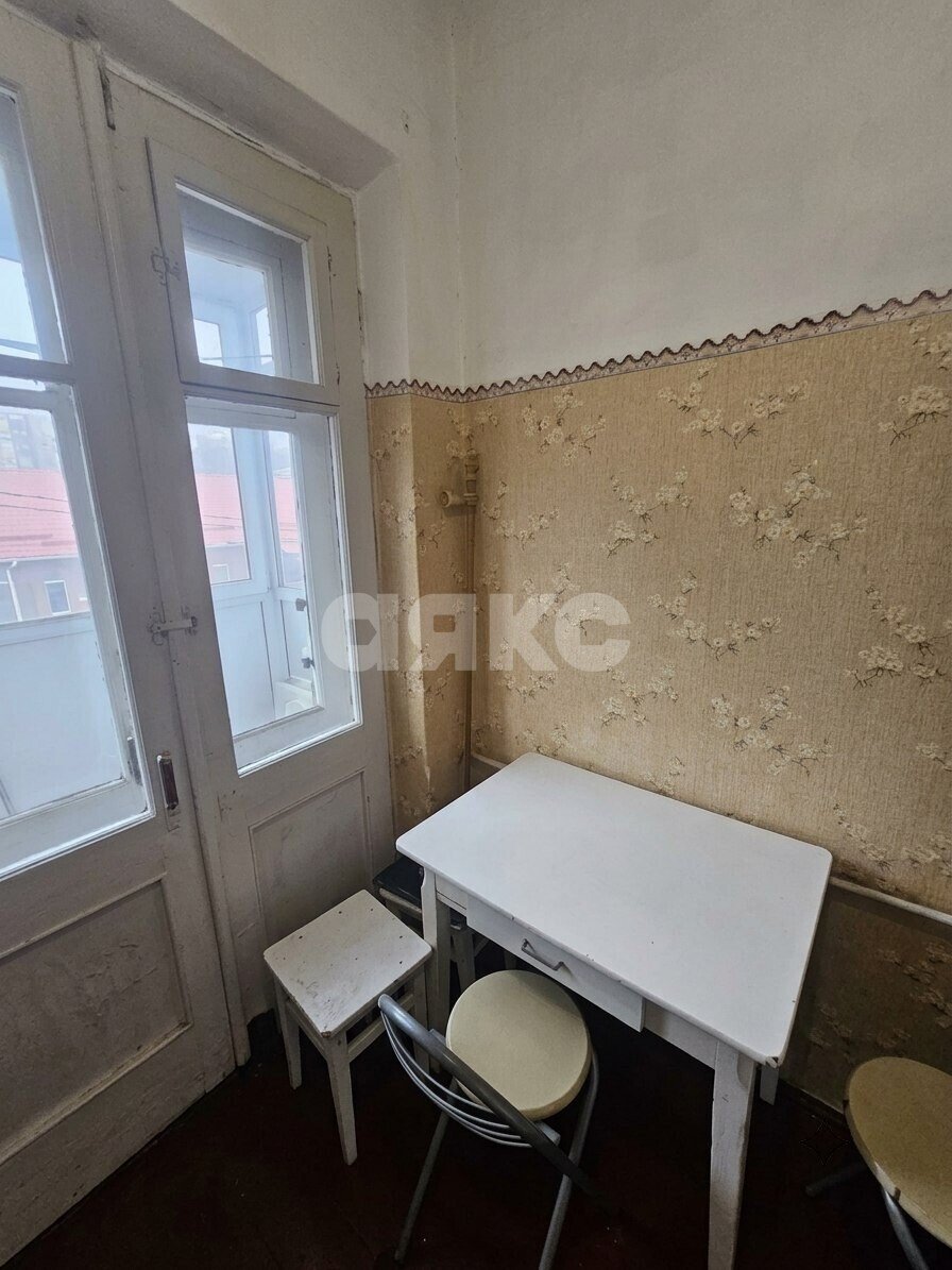 Фото №9: 2-комнатная квартира 52&nbsp;м², 2/3&nbsp;эт. - Луганск, р. Ленинский, ул. Карла Маркса, 9