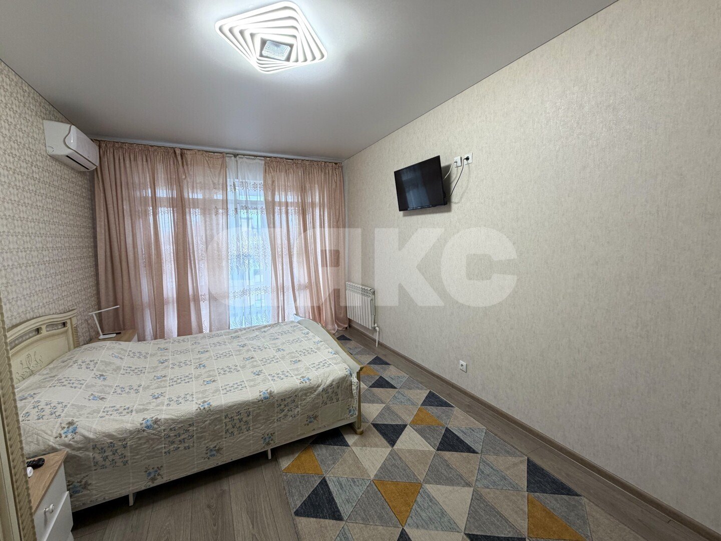 Фото №8: 1-комнатная квартира 51&nbsp;м², 7/7&nbsp;эт. - Геленджик, мкр. ЖК Акварель, пер. Больничный, 4к5