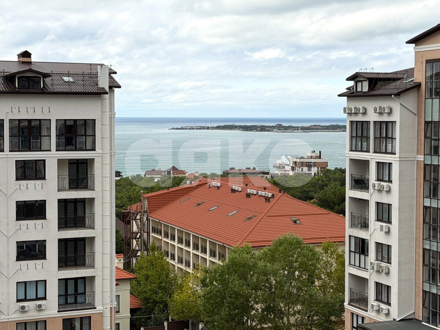 Фото №4: 1-комнатная квартира 51&nbsp;м², 7/7&nbsp;эт. - Геленджик, мкр. ЖК Акварель, пер. Больничный, 4к5