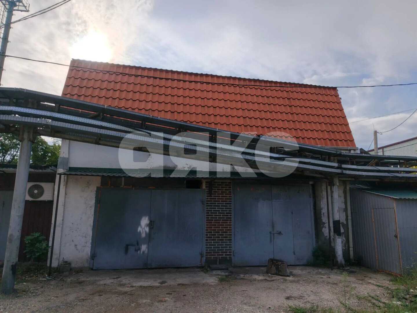 Фото №1: Коммерция 149&nbsp;м², 1/2&nbsp;эт. - Туапсе, ул. Эстакадный тупик, 1