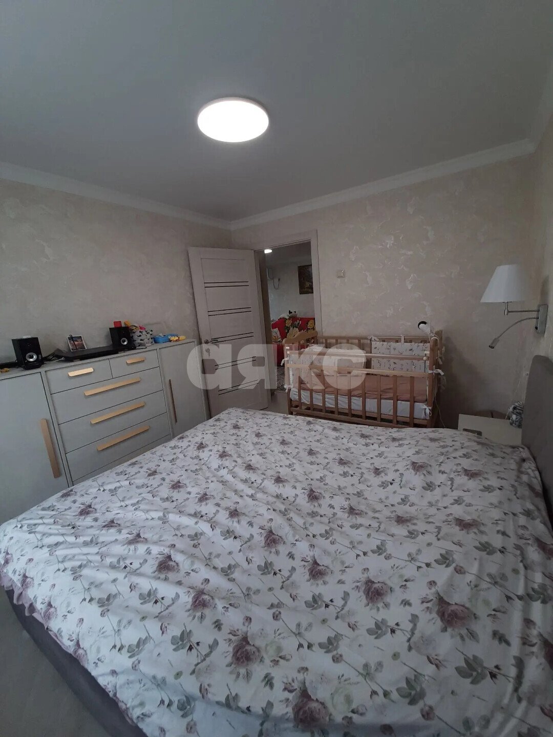 Фото №3: 4-комнатная квартира 60&nbsp;м², 3/5&nbsp;эт. - Новокубанск, ул. Нева, 42