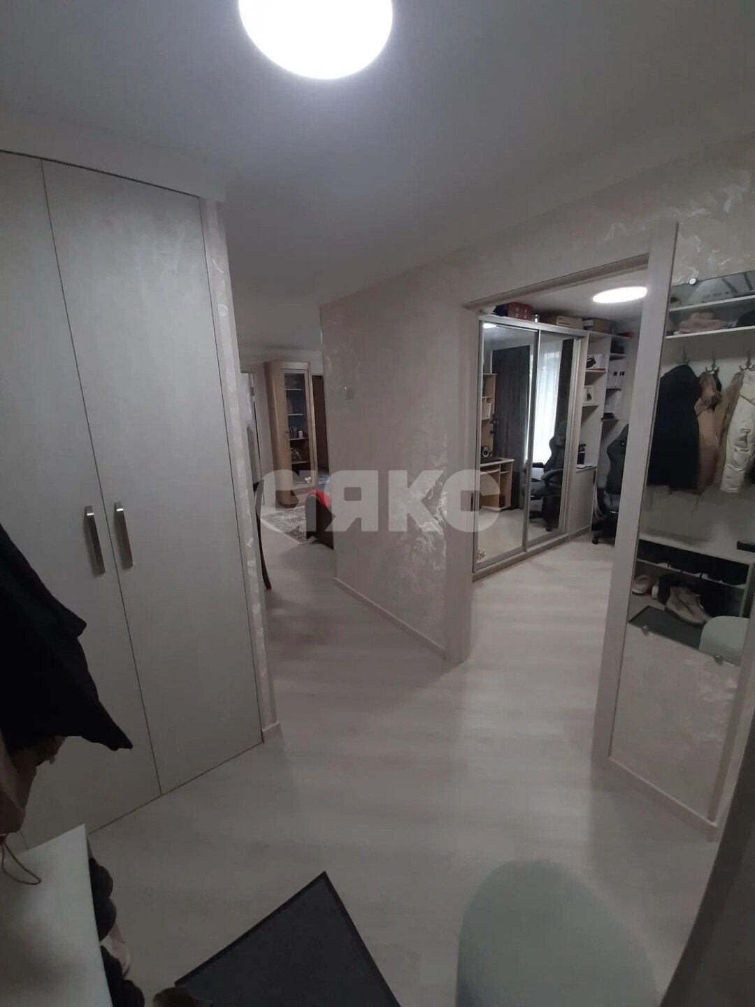 Фото №5: 4-комнатная квартира 60&nbsp;м², 3/5&nbsp;эт. - Новокубанск, ул. Нева, 42