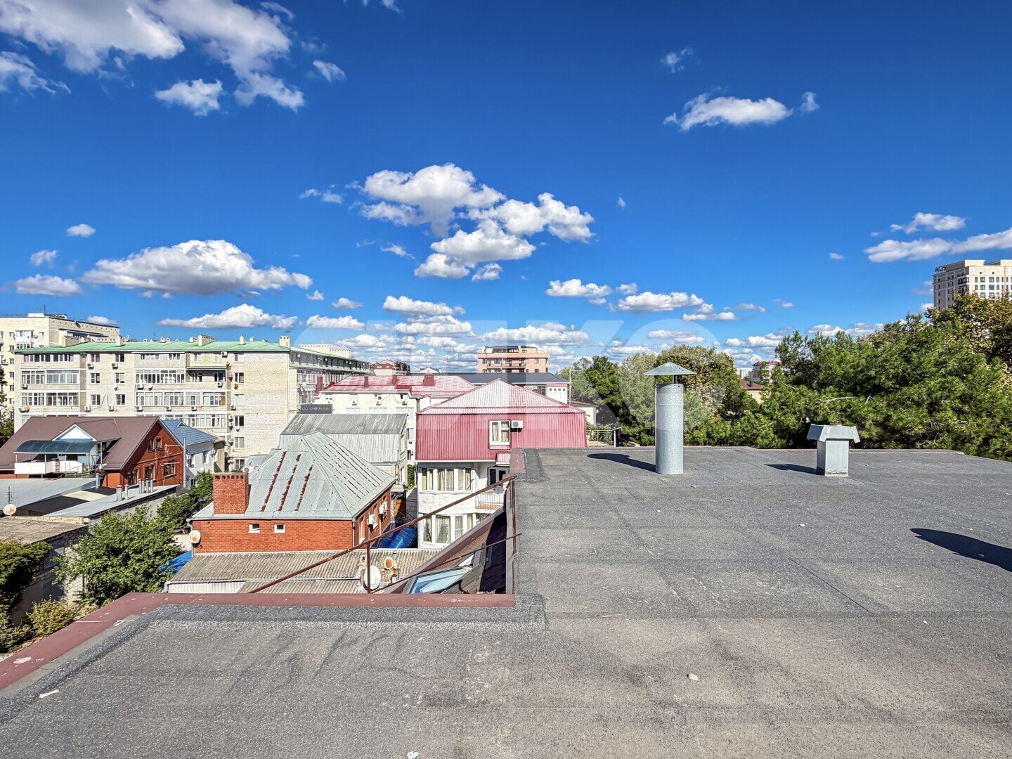 Фото №4: Дом 734&nbsp;м² + 3.7&nbsp;сот., 3&nbsp;эт. - Анапа, ул. Крымская, 31