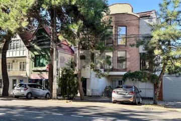 Фото №1: Дом 734&nbsp;м² + 3.7&nbsp;сот., 3&nbsp;эт. - Анапа, ул. Крымская, 31