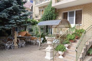 Фото №1: Коммерция 800 м², 3/3 эт. - Витязево, пер. Благовещенский