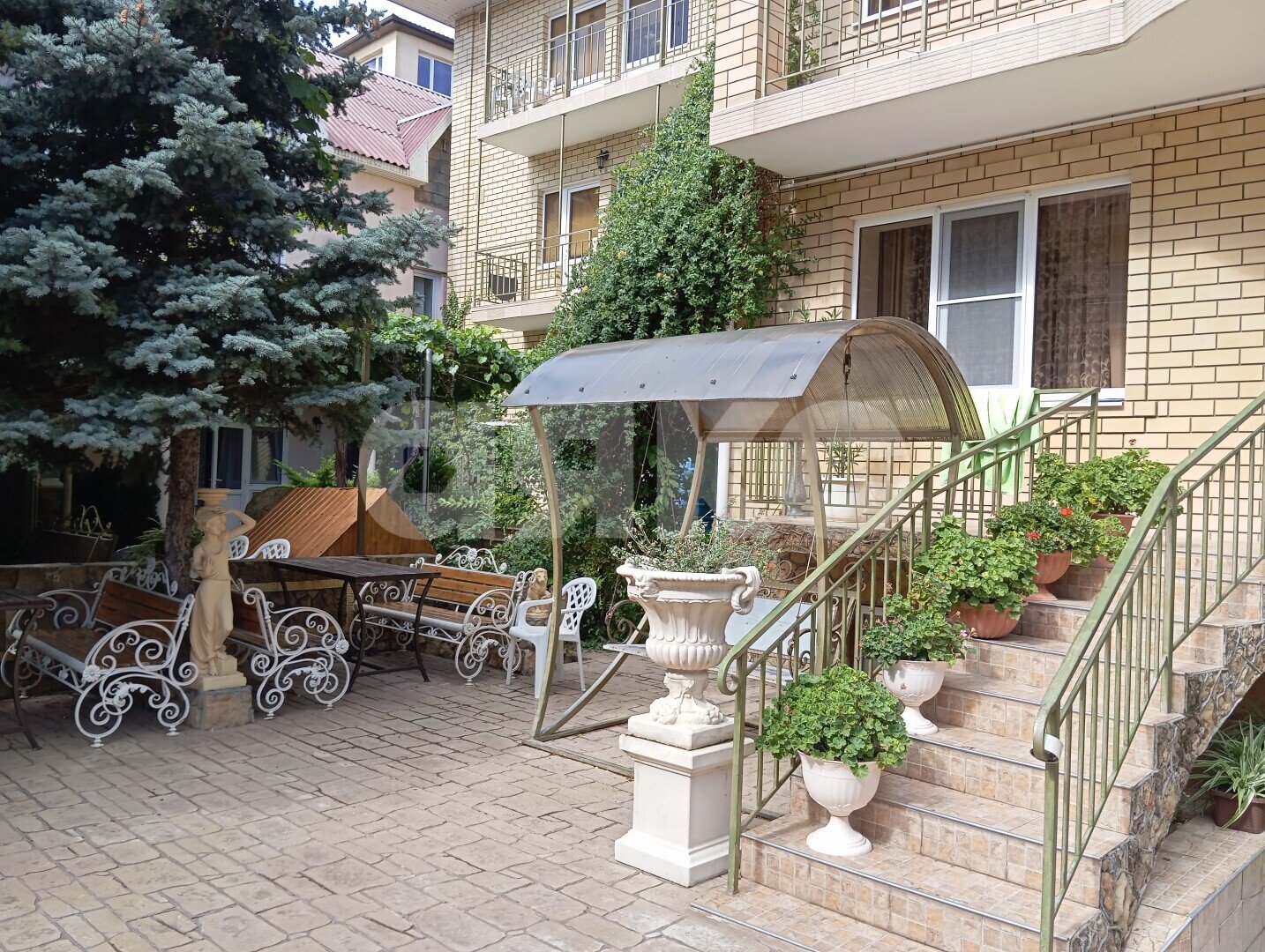 Фото №1: Коммерция 800&nbsp;м², 3/3&nbsp;эт. - Витязево, пер. Благовещенский