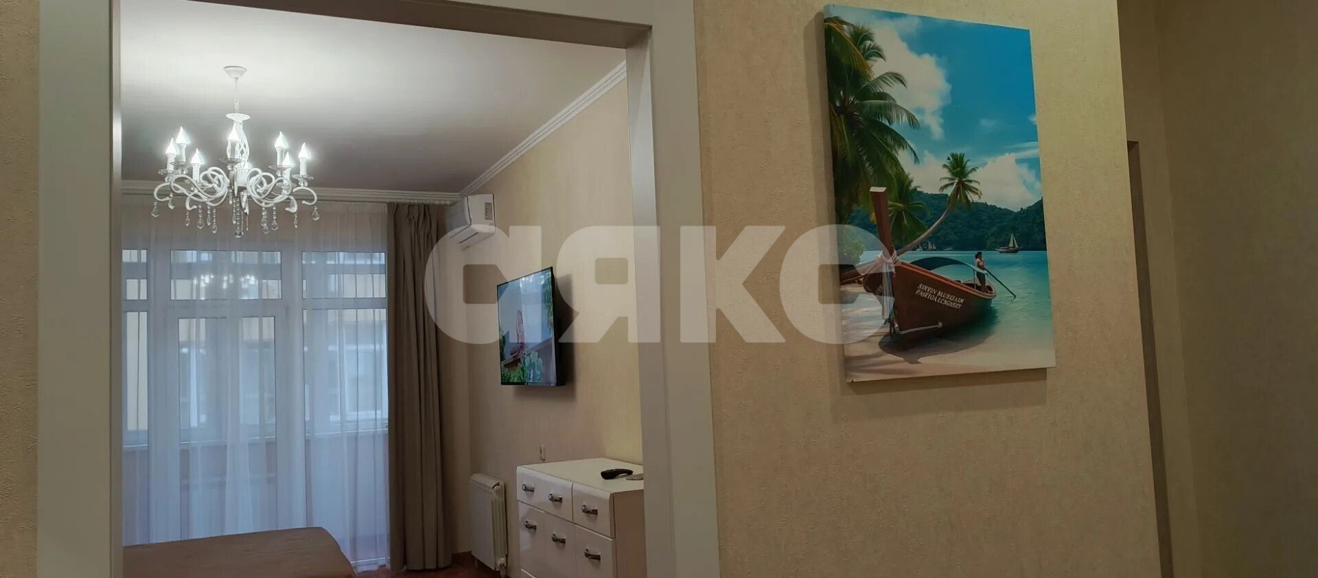 Фото №4: 1-комнатная квартира 50&nbsp;м², 2/7&nbsp;эт. - Геленджик, мкр. 5-й, ул. Островского, 67Д