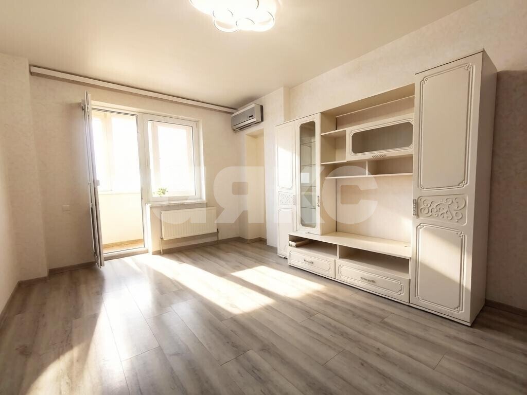 Фото №1: 1-комнатная квартира 48&nbsp;м², 5/9&nbsp;эт. - Горячий Ключ, мкр. Городская Больница, ул. Ярославского, 100Б