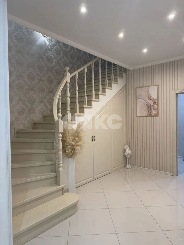 Фото №6: Таунхаус 150&nbsp;м² + 2.2&nbsp;сот., 2&nbsp;эт. - Камышеваха, ул. Гранатовая