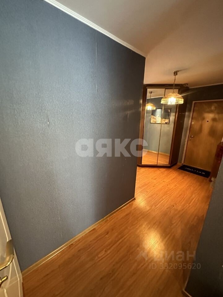Фото №5: 2-комнатная квартира 55&nbsp;м², 2/4&nbsp;эт. - Геленджик, квартал Южный, мкр. Южный, ул. Маяковского, 4/1