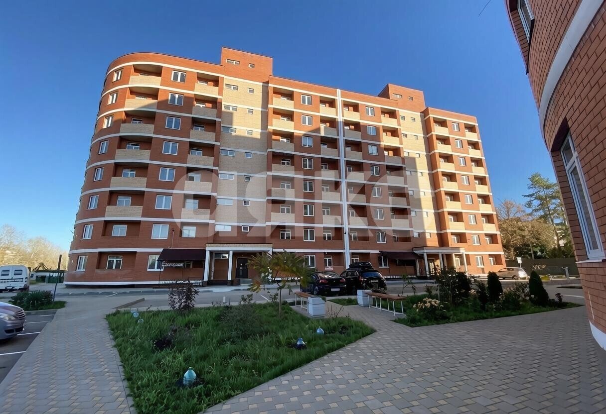 Фото №11: 2-комнатная квартира 64&nbsp;м², 1/8&nbsp;эт. - Горячий Ключ, мкр. Администрация, ул. Рябиновая, 2Вк2