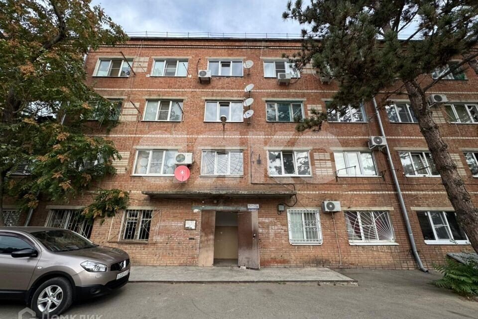Фото №11: Комната 18&nbsp;м², 2/5&nbsp;эт. - Армавир, мкр. Черёмушки, ул. Черноморская, 4