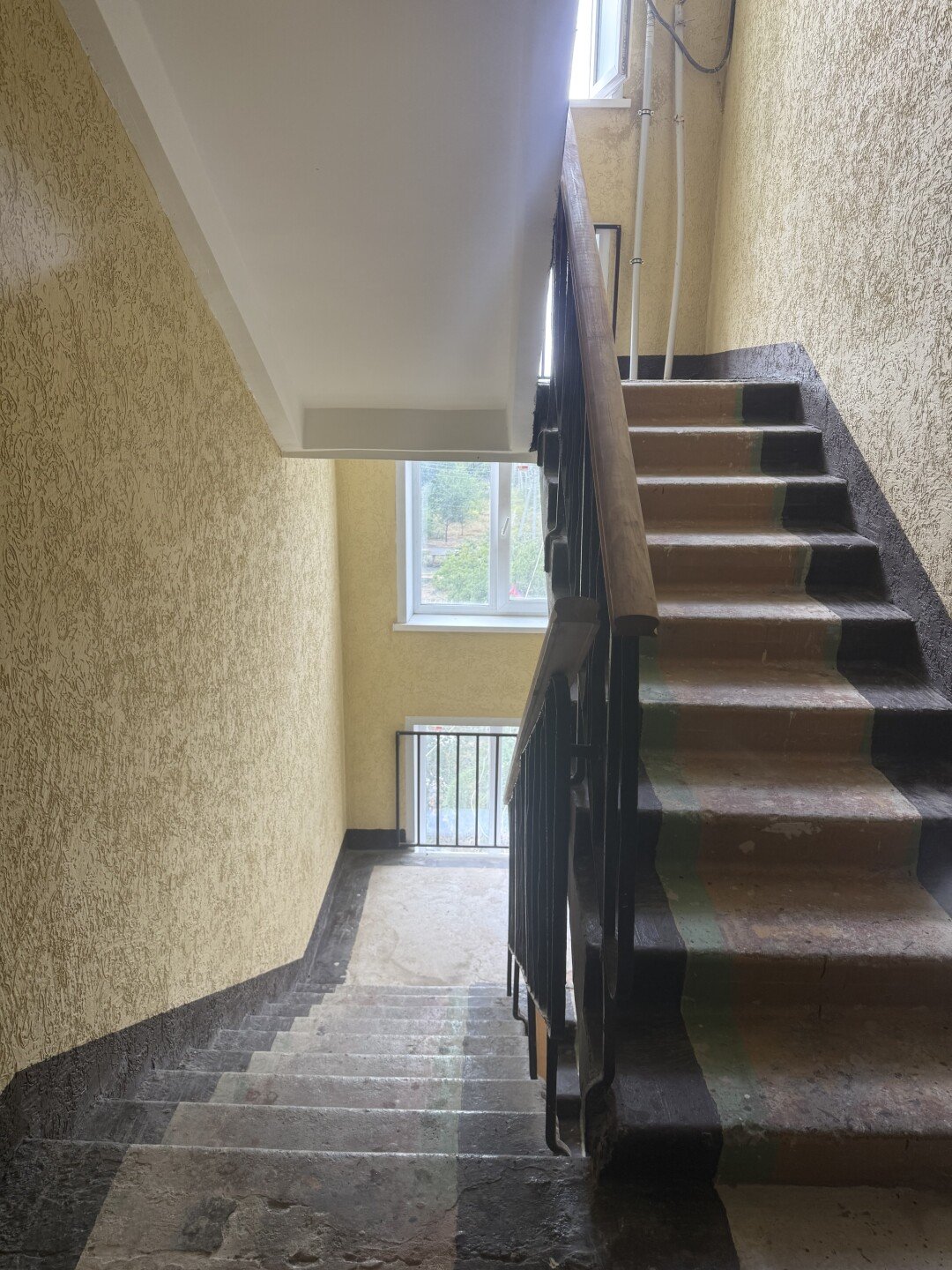 Фото №4: 1-комнатная квартира 30&nbsp;м², 4/5&nbsp;эт. - Мариуполь, р. Ильичёвский, ул. Сеченова, 69А