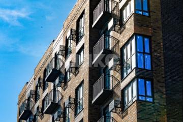 Фото №1: 2-комнатная квартира 65&nbsp;м², 8/9&nbsp;эт. - Кропоткин, ул. Красная