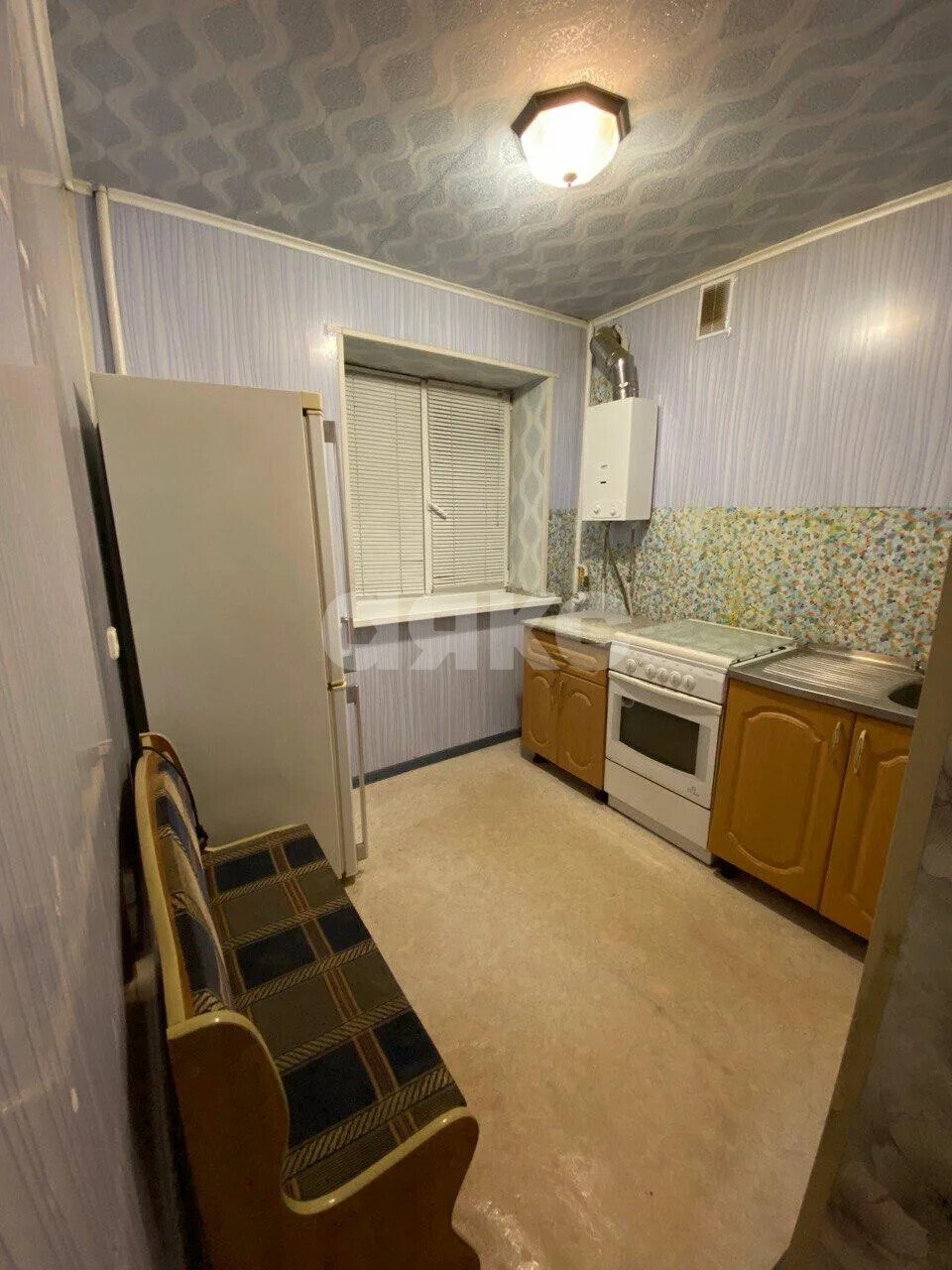 Фото №4: 1-комнатная квартира 30&nbsp;м², 4/5&nbsp;эт. - Волгоград, Красноармейский, Сакко и Ванцетти, мкр. квартал Водники, ул. Лазоревая, 189