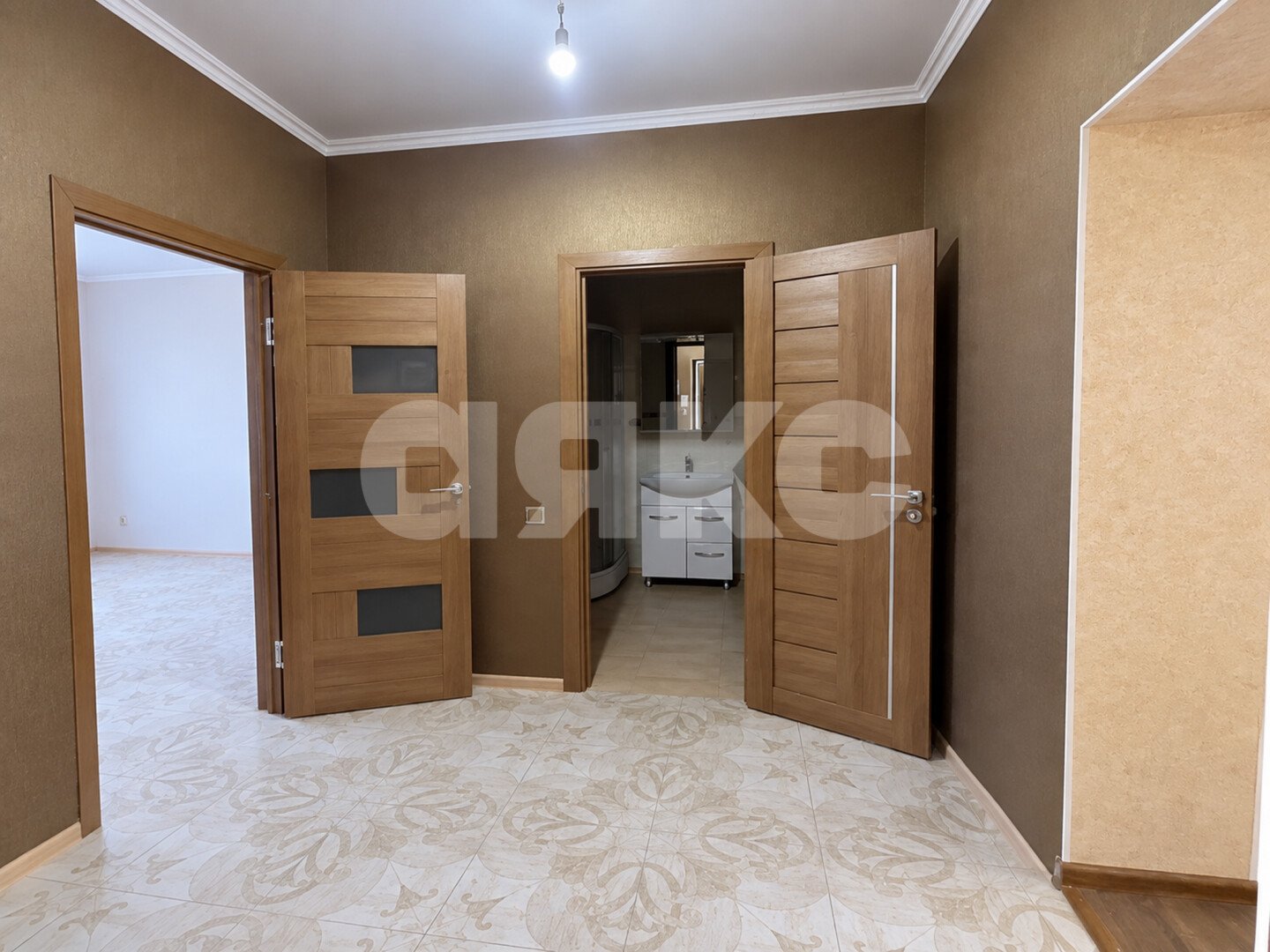Фото №4: 1-комнатная квартира 48&nbsp;м², 4/4&nbsp;эт. - Горячий Ключ, мкр. Администрация, ул. Псекупская, 151В