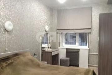 Фото №1: 3-комнатная квартира 84&nbsp;м², 1/4&nbsp;эт. - Волгоград, р. Тракторозаводский, ул. Борьбы, 3