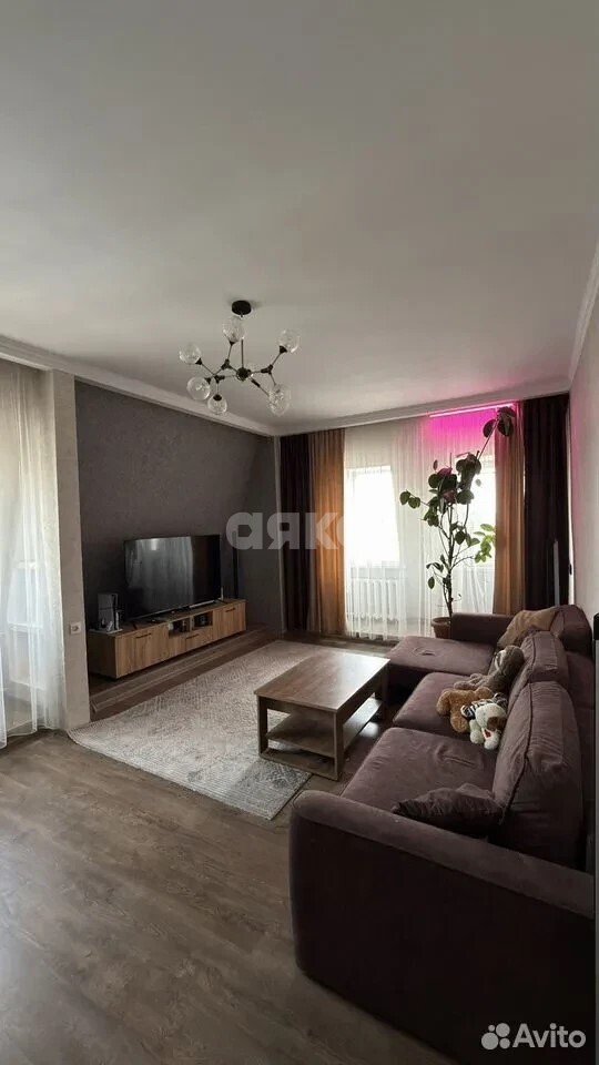 Фото №1: 4-комнатная квартира 103&nbsp;м², 5/5&nbsp;эт. - Армавир, ул. Розы Люксембург, 135