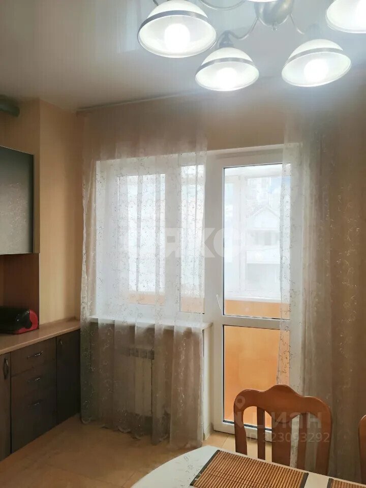 Фото №2: 1-комнатная квартира 39&nbsp;м², 4/7&nbsp;эт. - Геленджик, ул. Средняя, 18